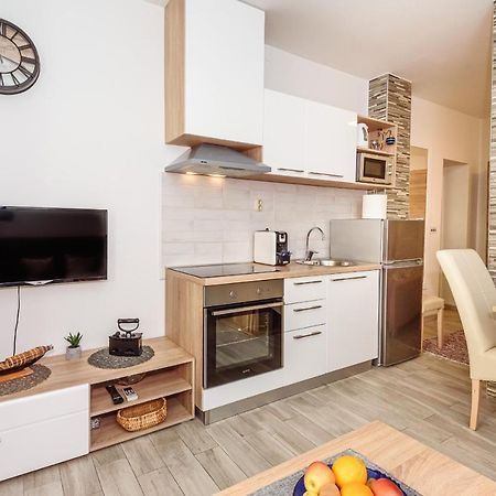 Apartment Sea Bass Neretva 플로체 외부 사진