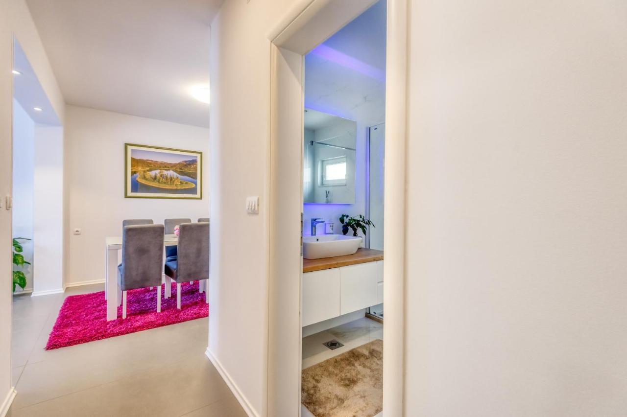Apartment Sea Bass Neretva 플로체 외부 사진
